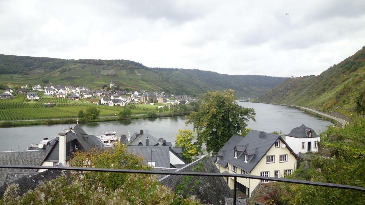 Ferienhaus Erich Bremm Mit Moselblick Neef Exterior foto
